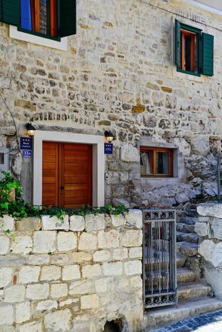 Apartments Toma Split Exterior photo