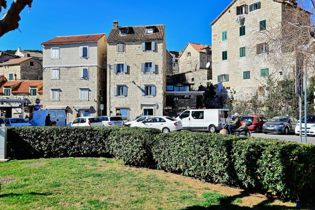 Apartments Toma Split Exterior photo